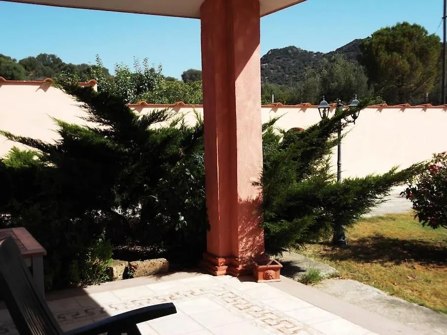 Holiday home Villa Gabriella Villa San Pietro Italy