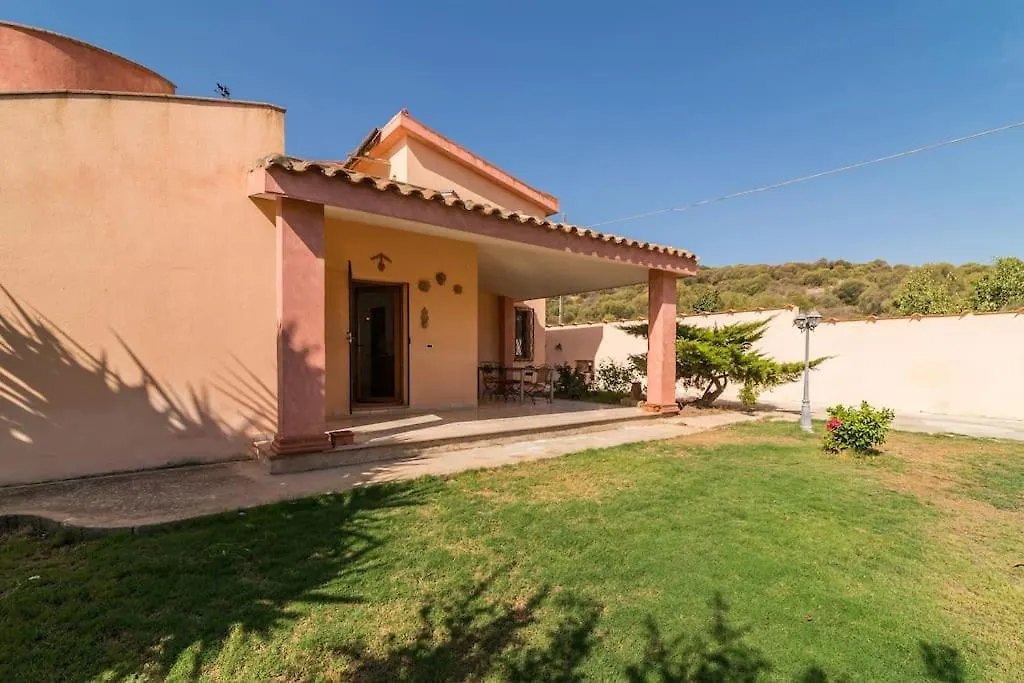 Holiday home Villa Gabriella Villa San Pietro Italy